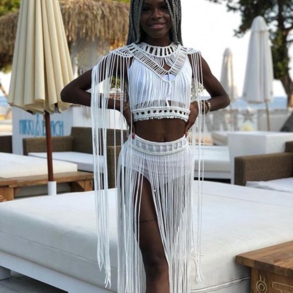 🍒WALK IN MY CLOSET🍒 JOURNEY TRAVEL LIFE EXPERIENCE VACATION SHOP BUILD DREAM - Picture 2 of 16